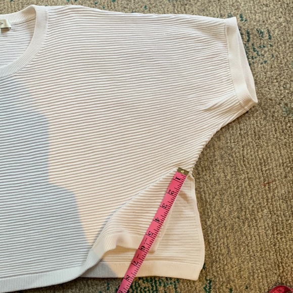 Babaton 3/4 sleeves cropped top - Picture 4 of 6